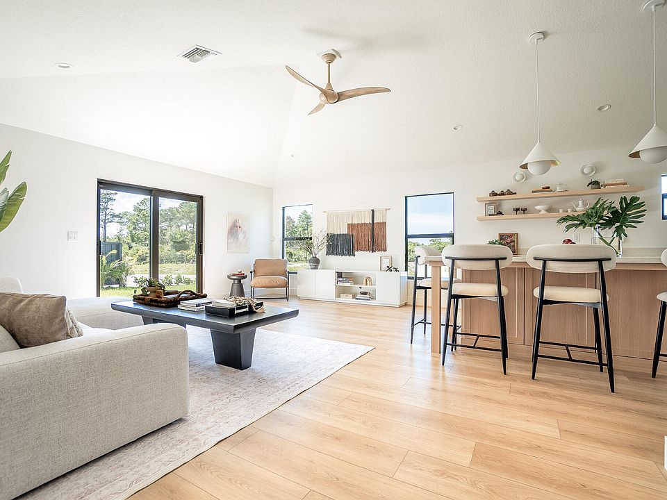 1st image of 5048 SE ALICIA Street