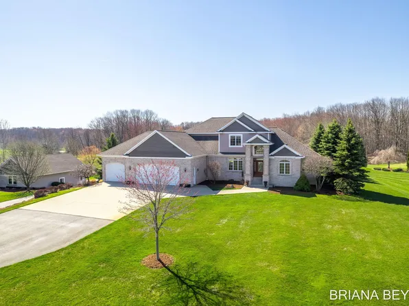 9434 Copper Greens Ct SE, Caledonia, MI 49316