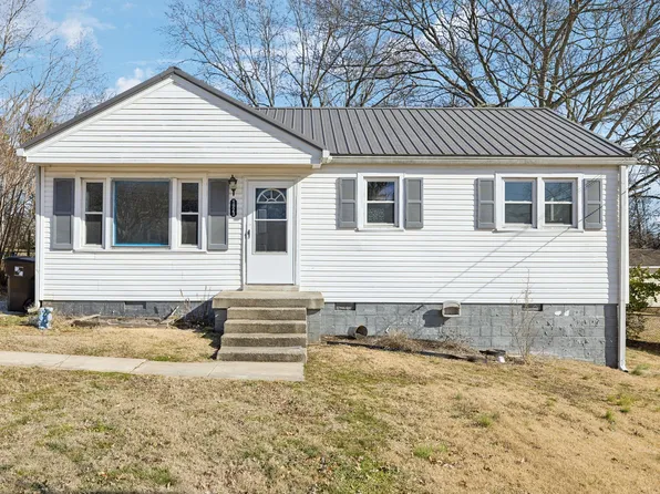 1923 Overton Dr, Columbia, TN 38401