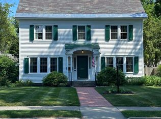 2 Fort Amherst Rd, Queensbury, NY 12804