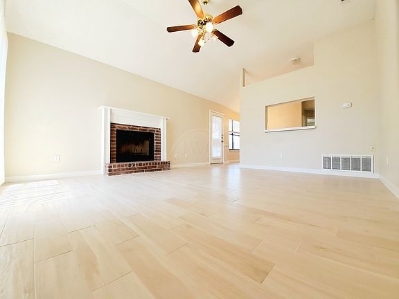 3rd image of 3303 Rainforest Ln