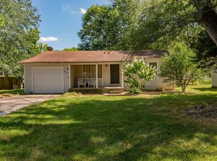 3040 W Lombard St, Springfield, MO 65802