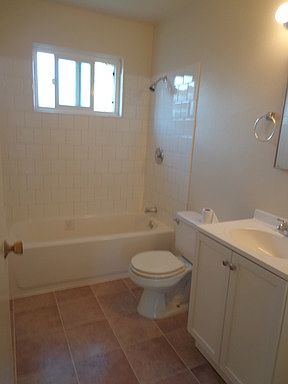 2nd image of 1724 Virginia Ave APT 4