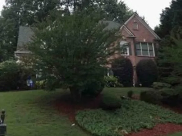 277 Mistybrook Cir, Stone Mountain, GA 30087