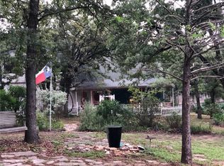 2324 Oak Leaf Trl, Cleburne, TX 76031