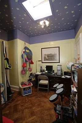 Sold by Garfield Realty  | media 6