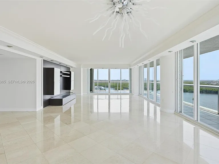 16500 Collins Ave #1856 — Photo 8