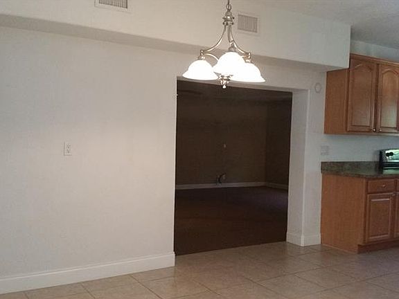 5th image of 773 Oak Dr