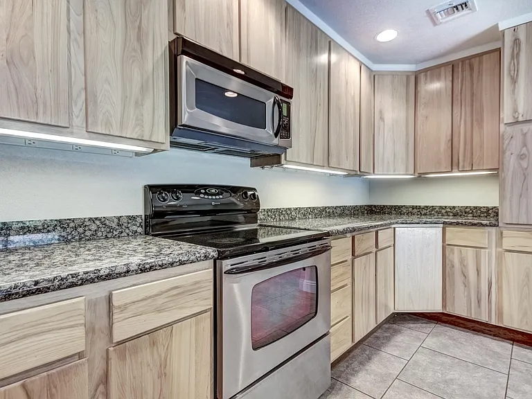 1737 E Pebble Beach Dr — Photo 40