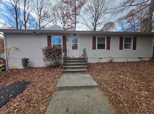 213 Green Arbor Dr #A, Fredericksburg, VA 22407