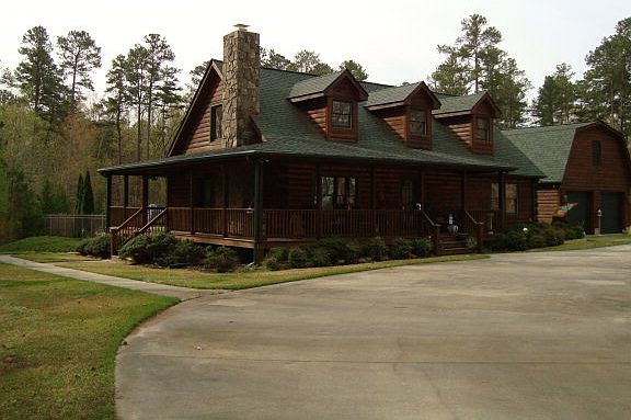 2nd image of 132 Forest Hill Dr