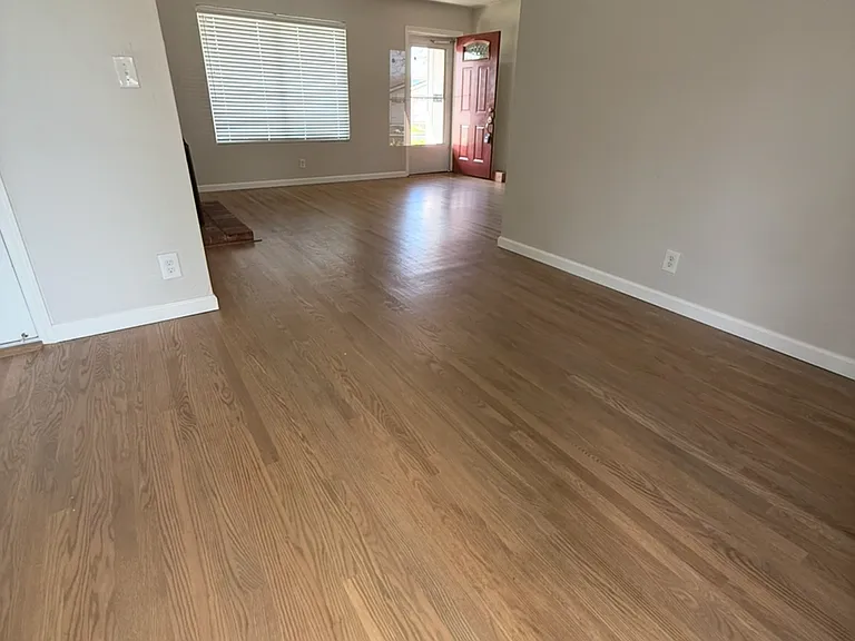 7547 Burnham Way — Photo 11