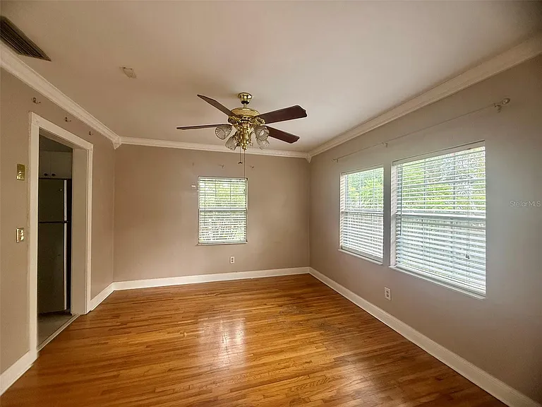 702 Avenue H NE #702 — Photo 9