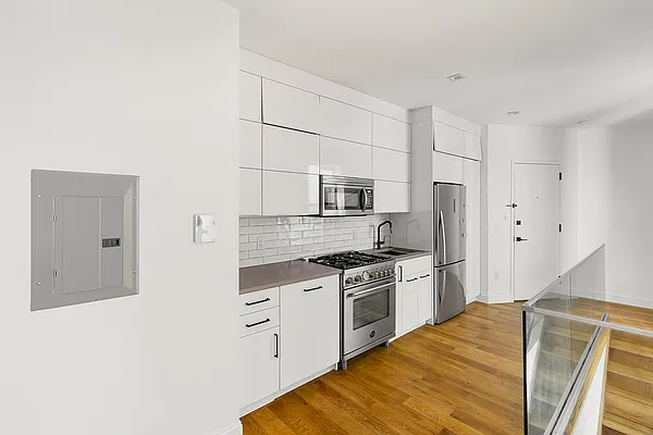 Rented by Brown Harris Stevens | media 9