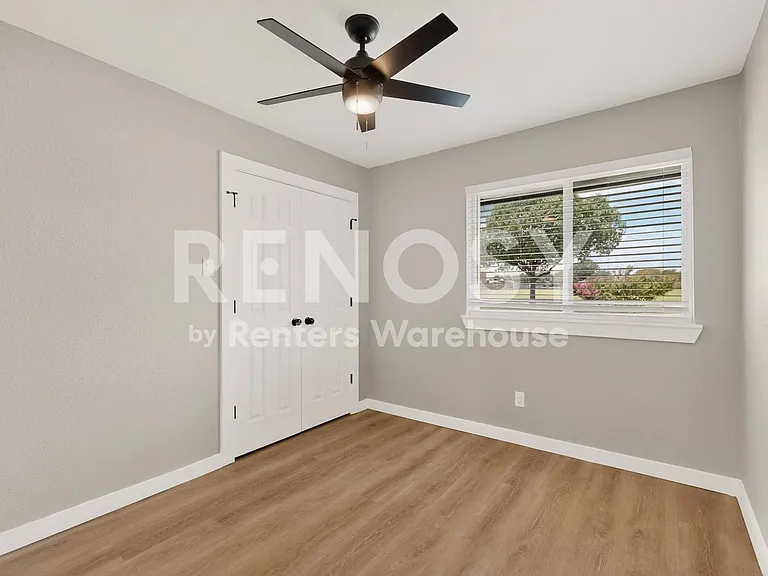 507 S Spring Creek Dr — Photo 35
