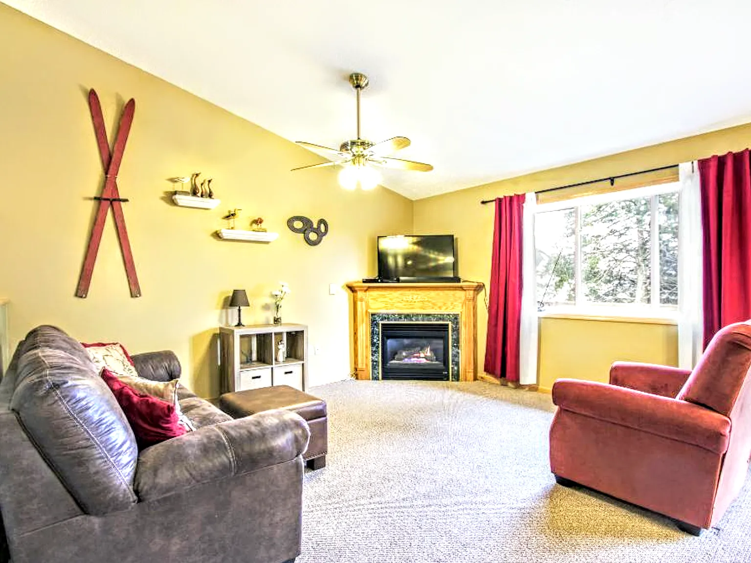 4 bed, 1516 sqft, $2,100 — Photo 3