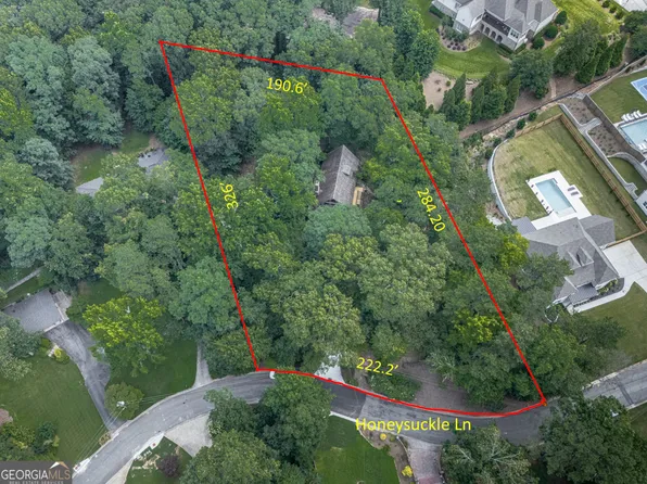 2351 Honeysuckle Ln SE, Smyrna, GA 30080