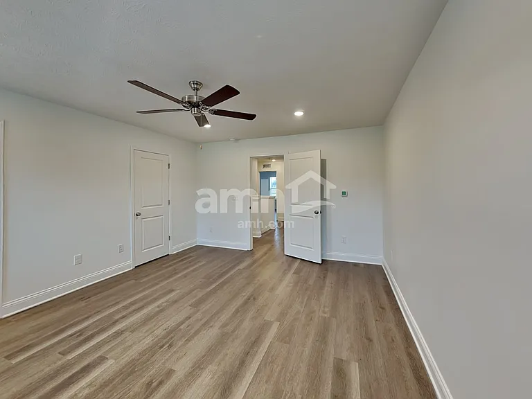 1343 Park Pl S — Photo 13