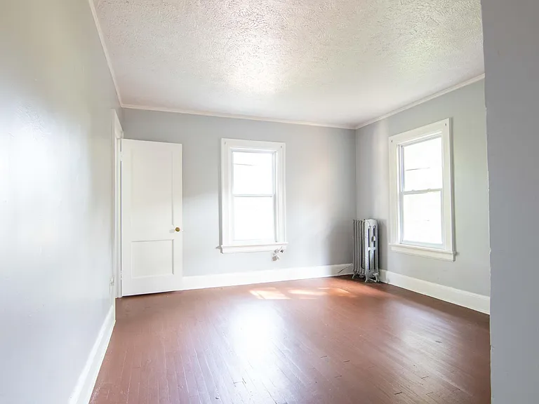 10621 Ashbury Ave — Photo 13
