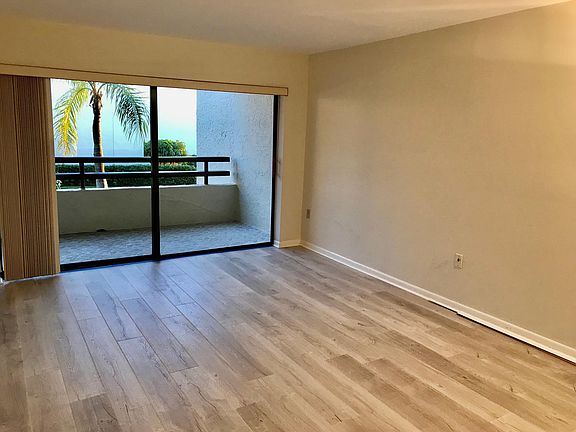 3rd image of 106 1st St E APT 102