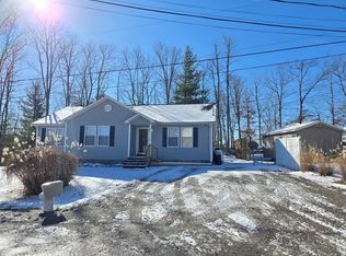 114 Collins Ave, Beaver, WV 25813