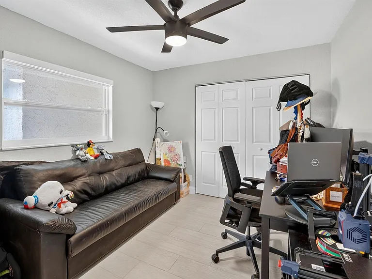 8131 NW 44th Ct — Photo 43