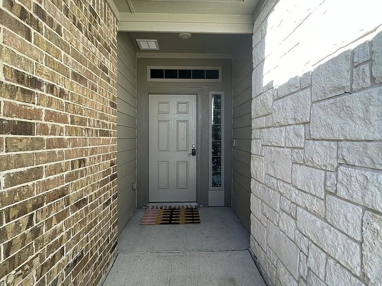 Aurora Grove Bnd — Photo 18