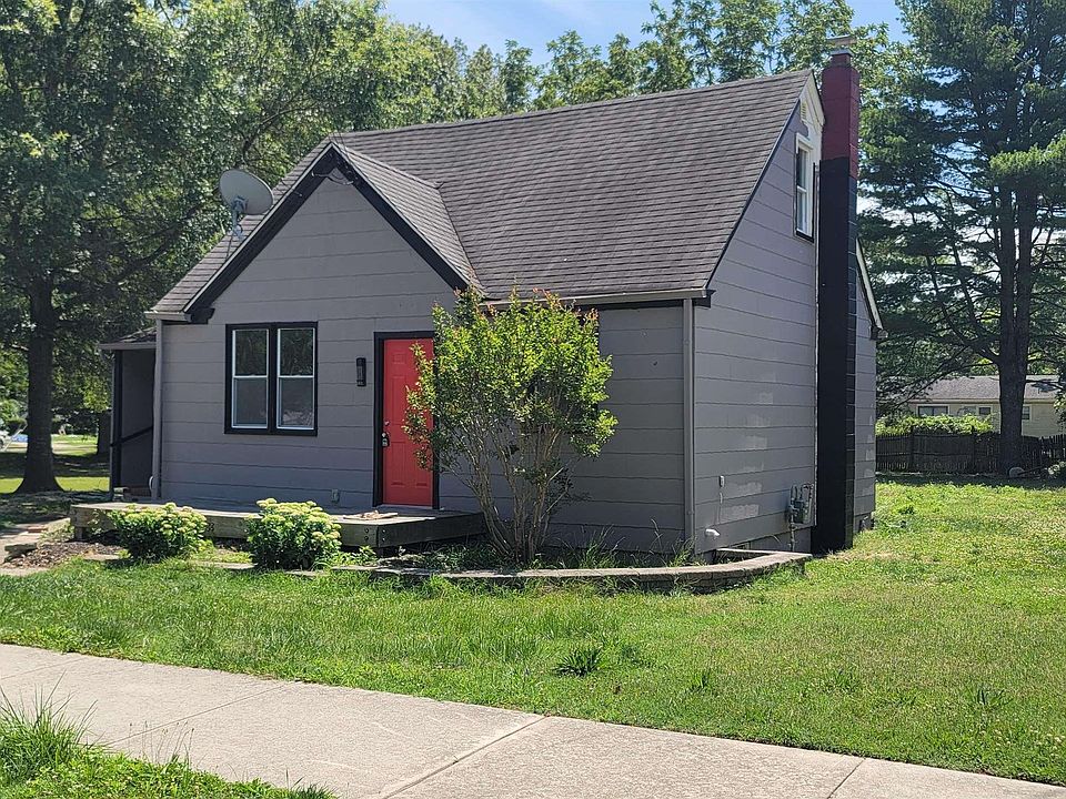 2nd image of 713 Clay St