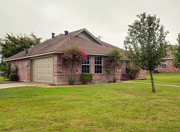 4th image of 1017 Jenny Dr