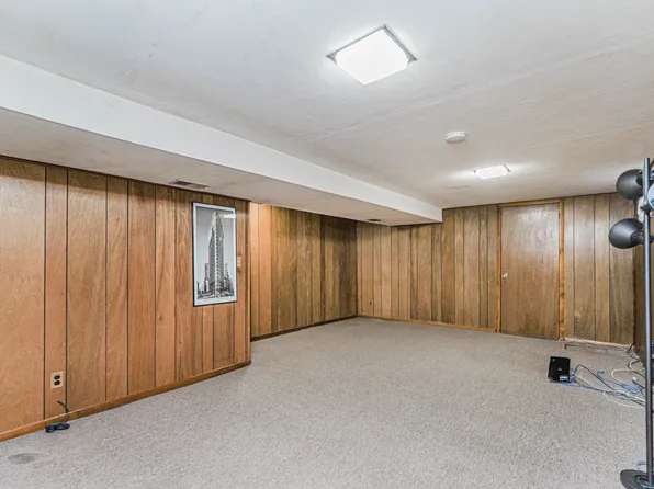 115 Sheraden Avenue image 27 of 31