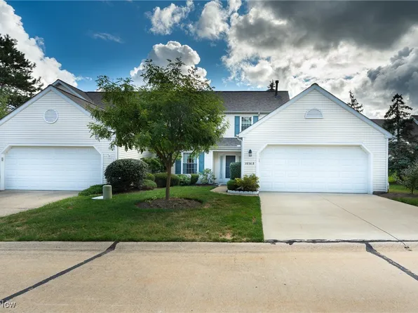 5936 Halle Farm Dr, Willoughby, OH 44094