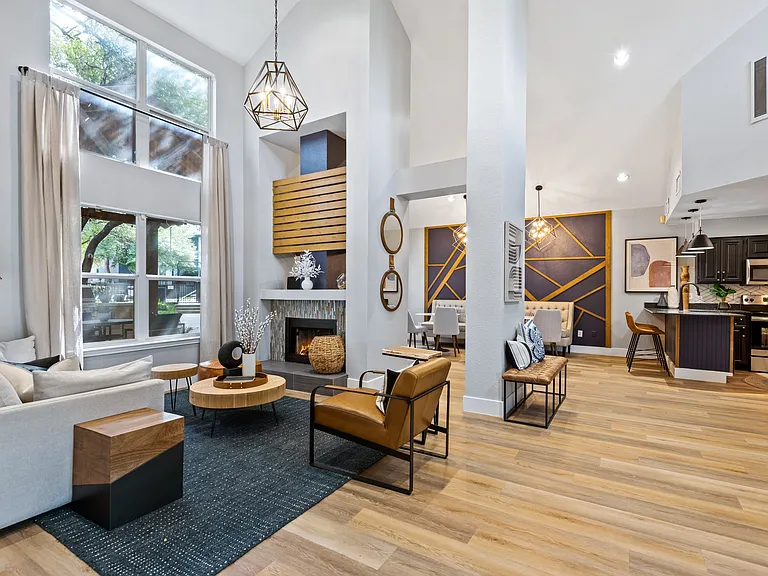 Madison Northridge — Photo 11