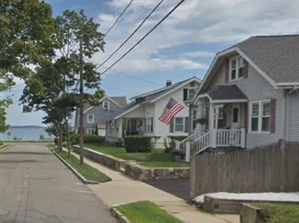 71 Ocean St, Quincy, MA 02171