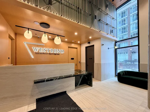 1660 Bloor St W, Toronto, ON