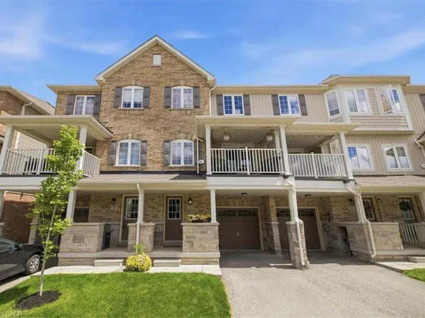 12 Hiscott Dr, Hamilton, ON L8B 0A2