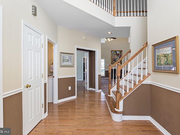 2nd image of 48 Basalt Dr