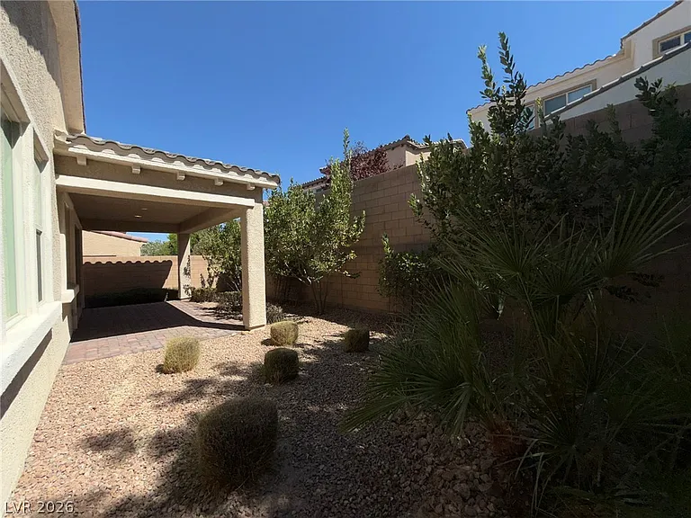 9729 Ponderosa Skye Ct — Photo 10
