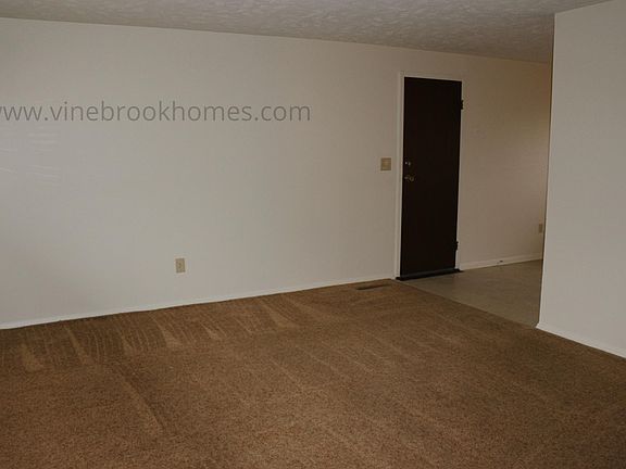 2nd image of 5744 Tomberg St