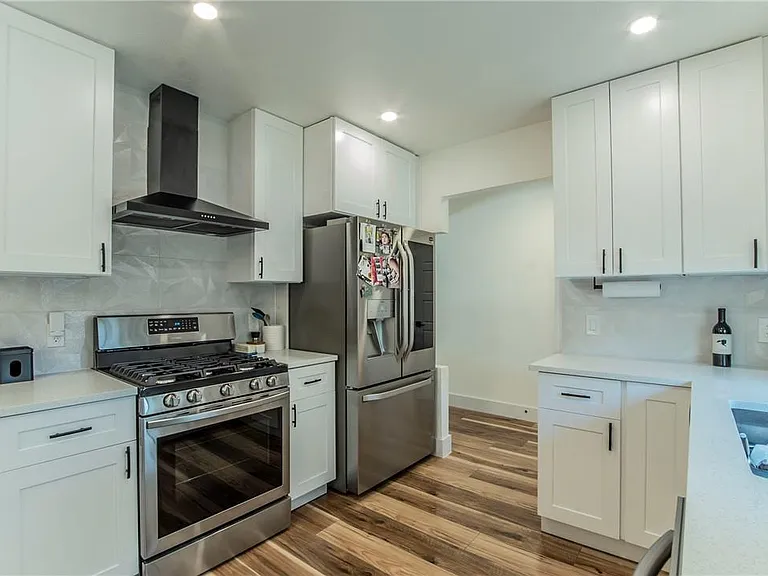 5702 Whitebrook Dr — Photo 10