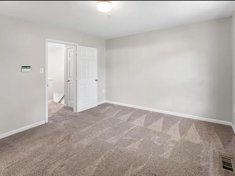 7016 Migliori Ct — Photo 24