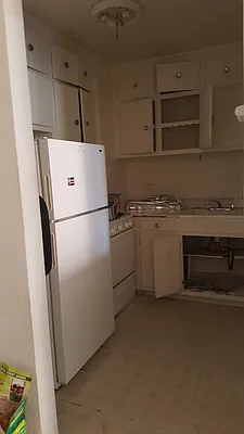 Rented by Smart NY Realty LLC | media 30