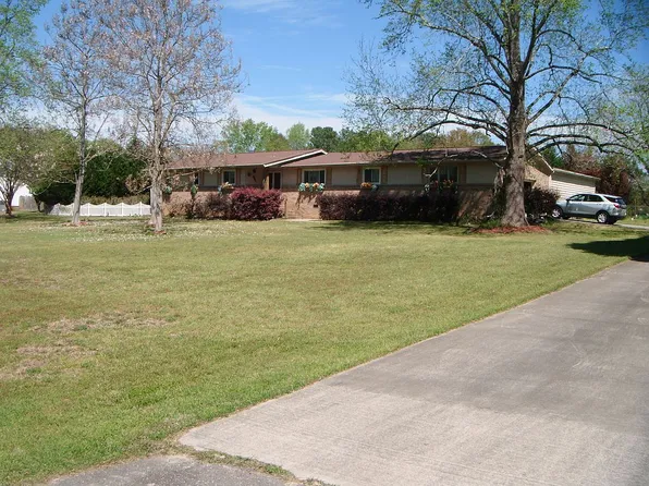 416 Saddlebrook Ln, Hopkins, SC 29061