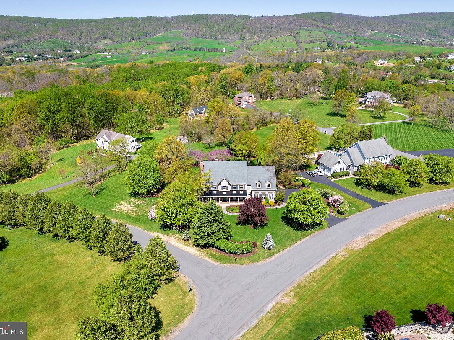 18290 Turnberry Dr, Round Hill, VA 20141 Zillow