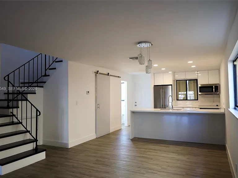 2385 NE 171st St — Photo 3