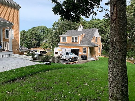 Carriage house post 2020 ren