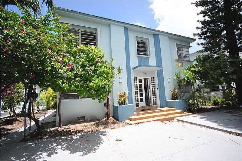 1st image of 7136 Carlyle Ave