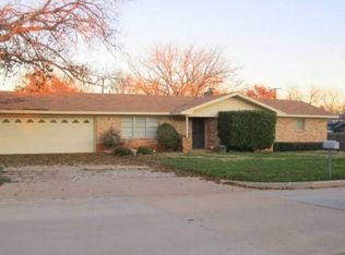 1509 Johnson Rd, Iowa Park, TX 76367
