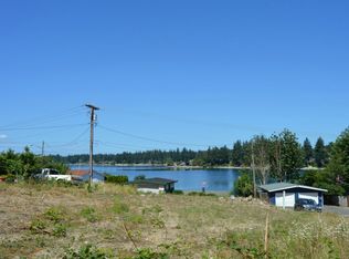 1721 Shorewood Dr, Bremerton, WA 98312