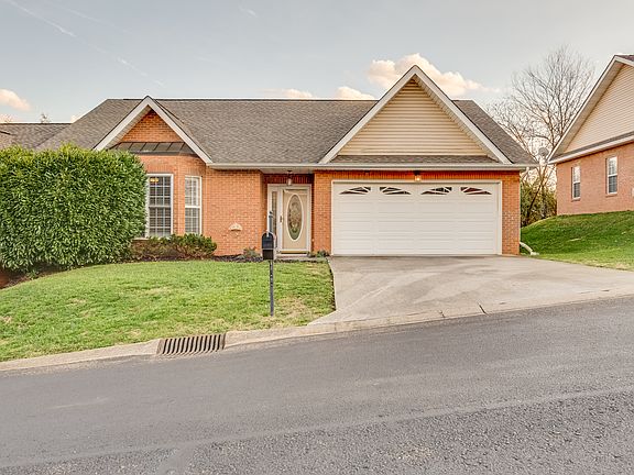 2nd image of 2416 Pine Marten Way