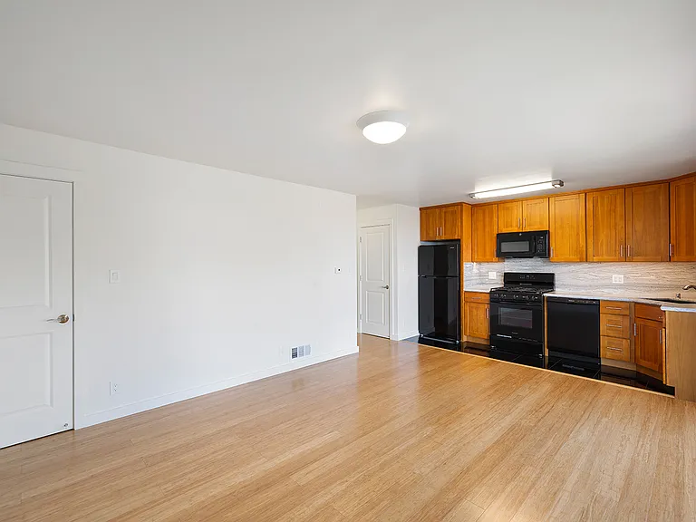 80 Crestline Dr #5 — Photo 7